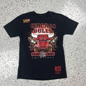Chicago Bulls NBA 6x Champions Mitchell & Ness Black T-Shirt Large